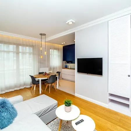 Niebieski - Neptun Park By Oneapartments גדנסק