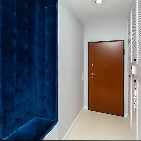 Niebieski - Neptun Park By Oneapartments * גדנסק